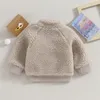 Pullover Children Baby Boys Dziewczyny z kapturem z kapturem zimowy stojak na bluzy z kieszonkową maluch 231027