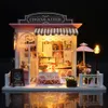 Аксессуары для кукольного дома Cutebee DIY Dollhouse Kit Миниатюрный комплект мебели для кукольного домика со светодиодными игрушками для детей Подарок на день рождения 231027