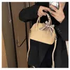 Ins feminino simples commuter shell saco 2024 inverno popular estilo estrangeiro um ombro crossbody versão coreana bolsas tomada