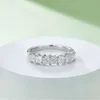 Luster Trendy 925 Sterling Silver Gold Plated Prong Set 2.1ct Princess Cut Half Moissanite Eternity Band för kvinnor