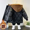 Daunenmantel Jungen Jacke Oberbekleidung Tasche Verdickte Baumwolle Bär Feste Kapuze 2023 Winter Warme Baby Kinder 412y 231027