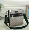 Nowi mężczyźni Style torby na ramię Crossbody Różne rozmiary torebki luksusowe Projektanci torby Pochette wiele kieszeni 523599 Modna torba komunikatorowa Sprzedaż Hot1