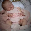 Dockor 22Inches Reborn Doll Kit Sleeping Baby Augusti med CoA och tyg BodyBebe Reborn Doll Mögel Bebe Reborn Doll Kits 231027