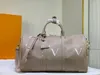 Bolsos de moda Bolsos de lona para mujer Letras grandes en relieve Bolsos de hombro Bolsa de almacenamiento Bolsos de lujo KEEPALL Totes de equipaje Bolsa de viaje para aeropuerto Bolsa de gimnasio para hombre Bolsas de fitness