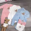 Bébés tout-petits mode coton barboteuses designer lâche barboteuse douce avec bavoirs mignon bébé été automne imprimer lettre combinaisons pour enfants enfants fille garçons vêtements