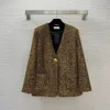 2023 Herfst Zwart Goud Broche Blazers Lange Mouw V-hals Dubbele Zakken Enkele Knop Uitloper Jassen B3O252328