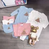 Bébés tout-petits mode coton barboteuses designer lâche barboteuse douce avec bavoirs mignon bébé été automne imprimer lettre combinaisons pour enfants enfants fille garçons vêtements