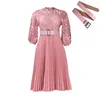 Casual Kleider Rosa Kleidung Für Frauen Spitze Weiß Schwarz Plus Größe S-3XL 4XL 5XL Elegante Gast Hochzeit Party Kleid mit Gürtel Kurze Plissee