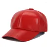 Berets mężczyźni oryginalne skórzane czapki baseballowe kobiety białe/czerwone proste zwykłe kopuły kapelusz mężczyzna 55-58 cm Zastosowany Chapau Hockey Gorra Big Brim