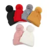 Berets Gorro de crimpagem de cor sólida com elasticidade de alta qualidade para manter o boné de malha quente. Pompom acrílico à prova de vento outono