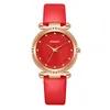 腕時計の女性の時計ファッションレディースウォッチレザーソリッドカラーグラインドクロックダイヤル腕時計レリジオマスキュリノ