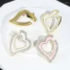 Oorringen Valentijnsdag Cadeau Mode-sieraden Goud Kleur Micro Pave CZ Wit Roze Emaille Hart Cirkel Oorbel