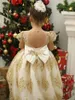 Flickaklänningar paljett spetsblomma klänning puffy tyll guld o nacke med bågprinsessan bröllop barn julfest klänning födelsedag 2023