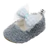 Första vandrare Baby Girls Cute Moccasins Plaid Bowknot Soft Sole Coral Fleece Flats Shoes Non-Slip Fall Winter Princess