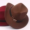 Berets Großhandel Filz Cowboy Fedora Hüte mit Leder Dekor breite Krempe Frauen Männer Panama Party formale Kappe Goth Top Vintage Hochzeit Hut