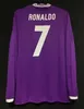 Mangas compridas retro Real Madrids Jersey de futebol de manga longa Camisas de futebol Guti Ramos Seedorf Carlos 10 11 12 13 14 15 16 17 Ronaldo Zidane Raul 01 02 05 06 07 Finals Kaka Kaka