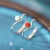 Anillos de racimo True 925 Sterling Silver South Red Agate Turquesa Anillo en forma de V Simplicidad elegante para el encanto del dedo de las mujeres Jeweled