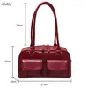 Kvällspåsar 2023 Retro Red Women's Totes Satchel Hobo Bag Patent Leather Multi Pocket Luxury Designer Handväskor Kvinnlig axel underarm