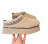 Pantofole da donna Tazz Braid stivali da neve con plateau mantengono caldo peluche invernale casual con sacchetti per la polvere di carte Bellissimo Natale