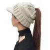 Cappello di lana da donna Berretti invernali caldi con coda di cavallo Cappelli lavorati a maglia Home Fashion Cappello con visiera hip-hop per adulti