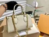 2024 New Top Luxury Fashion Design Cowhide Material Women's Mini Handbag Super Versatile One Shoulder Crossbody Bag