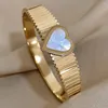 Brazalete AENSOA 316L de acero inoxidable con incrustaciones de concha amor corazón encanto brazaletes pulseras para mujeres Chic 18K chapado en oro joyería de moda