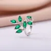 Anillos de racimo Dedo de color dorado negro con circón verde Hojas de hoja de primavera Micro pavimentado Cz Anillo de regalo de fiesta de boda para mujeres