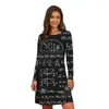 Robes décontractées Formule mathématique Imprimer Femmes Robe Automne Mode Street Lâche Mini Surdimensionné Manches longues Géométrie Graphique