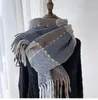 Scarves 2023 Plaids Scarf For Women Winter Thick Warm Cashmere Feeling Retro Korea Style Long Shawl Plaid Women's Tassel Shawls