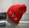 Classic wool woven hat Ladies designer V Beanie cap cashmere knitted hat v logo Official 1:1 winter warm hat for men