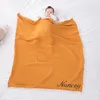 Mantas nombre personalizado bordado personalizado bebé swaddle nacido recibiendo envoltura sólida gasa algodón muselina sábana pom