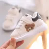 Sneakers 21 30 Size Children s anti slip slitage resistenta casual skor barn vita flickor pojkar mjuk sulad promenad 231129