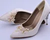 2 st/pack brud bröllopskor tillbehör borttagbar pärla blomma sko blomma legering sko spänne sko dekoration hx21