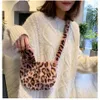 Abendtaschen, Leopardenmuster, Kunstpelz, Damen-Umhängetasche mit Hasenohren, weicher Winter, niedliche Plüsch-Handtaschen für Frauen, flauschige Umhängetasche, Sac 231030