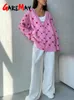 Damskie Krzyki Koszulki różowy damski kardigan z sercami nadruku urocza miękka miękka dzianinowa kurtka w stylu nutka zimowa guzika vintage kardigan dla kobiet 231030