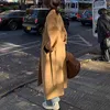 Kvinnors dike rockar eleganta kvinnor överrockar 2023 Autumn Winter Fleece Bowknot Belt Long Coat Fashion High Street Double Breasted Slim
