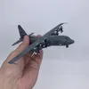 DIECAST Model Stop 1 200 Scale C130 Transport Aircraft z samolotem stojącym na stół Prezenty dla dorosłych Dekoracja Prezent 231030