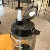 waterfles 2 herbruikbare flessen voor buitensportdranken met verhoogde capaciteit, draagbare plastic bekers en rietje met tijdstempel 231030