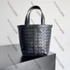 12A Upgrade Mirror Quality Designer Small Flip Flap Box Bags Womens Woven Tote Bag Intrecciato Genuine Leather Bucket Luxurys Handbags Black Purse With Mini Pouch