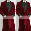 Costumes pour hommes Blazers 2023 Arrivée Velvet Hommes Costume Groom Tuxedos Châle Revers Mariage Terno Masculino Slim Fit Blazer Veste 1 PC 231027