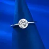 Solitaire 1CT Moissanite Elmas Yüzük% 100 Gerçek 925 STERLING Silver Party Aly Band, Kadınlar için Gelin Nişan Takı