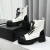 Leather Platform Boot Women Designer Combat Martin Thick Heel Top-quality Chain Knight Booties Winter Warm Boots 5 ies s