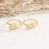 Anneaux de mariage Boîte gratuite Personnalisée Bague à noms multiples Membres de la famille personnalisés Plaque signalétique Bijoux réglables Maman Sœurs Cadeaux 231030