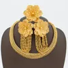 Halsbandörhängen Ställ in lyxguldfärgsmycken för kvinnor Blomdesign och ring 3st förlovningsfestsmycken gåvor
