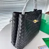 Andiamo Totes 2023 Nuove borse a tracolla in vera pelle da donna Tote intrecciate con manico in pelle bovina pochette Borse Desginer borse a tracolla per maglieria fatte a mano di marca di lusso 2364