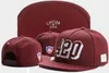 بيع عيد الميلاد snapbacks الرجال شارع الشارع 2023 NEW CAPS NICE CAP CAPS Headwars Head Fashion HAT HATS HATS المحلية على الإنترنت المتجر على الإنترنت بالجملة المقبولة الرياضة فريقًا شهيرًا