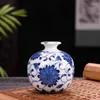 I vasi consigliano Porcellana blu e bianca in ceramica Piccole porcellane Accessori per la cerimonia del tè Ornamenti classici per la decorazione della casa