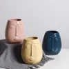 Vasi Nordic Ins Fiori secchi Decorazione in ceramica Astratta Volto umano Sala espositiva creativa Ornamenti artigianali moderni