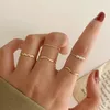 Hiphop Conjunto de anillos de color dorado para mujeres Niñas Vintage Punk Geométrico Corazón Serpiente Anillos de dedo simples Joyería de tendencia Regalos de fiesta al por mayor YMR048