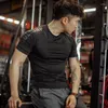 Męskie koszule sportowe ciasne fitness z krótkim rękawem biegunkowy T-shirt moda drukowane oddychane szybkie suche ubrania treningowe